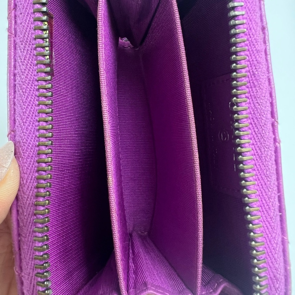 Chanel Fuchsia Zippy Wallet - Picture 5 of 10